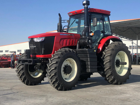 Tractor agrícola de alta calidad de 90 CV. 