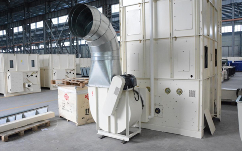 Ventilador reforzador del secador de granos de FMWorld en exhibición en la fábrica