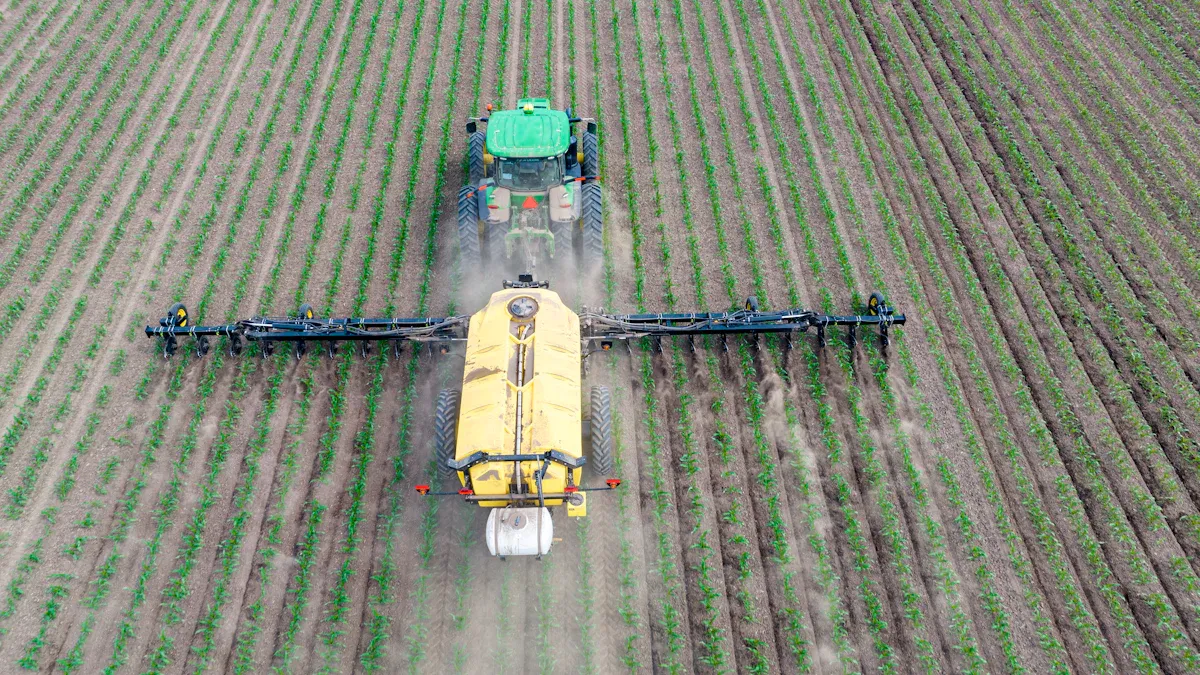 Pulverizador de pluma para tractor